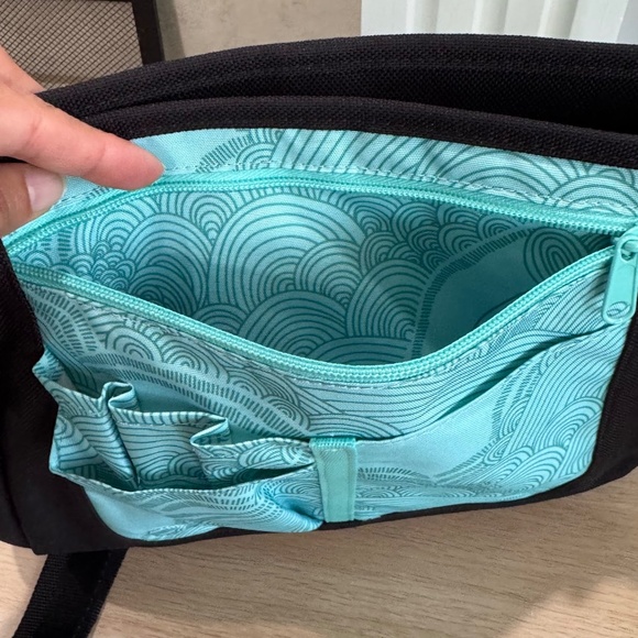 Haiku To Go Convertible Backpack Messenger Black Travel Bag Crossbody Purse - Picture 7 of 9